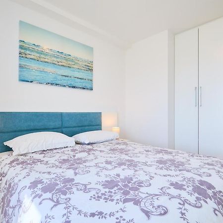 Stiga 4 - New 2 Bedroom Apartment Babino Polje Ngoại thất bức ảnh