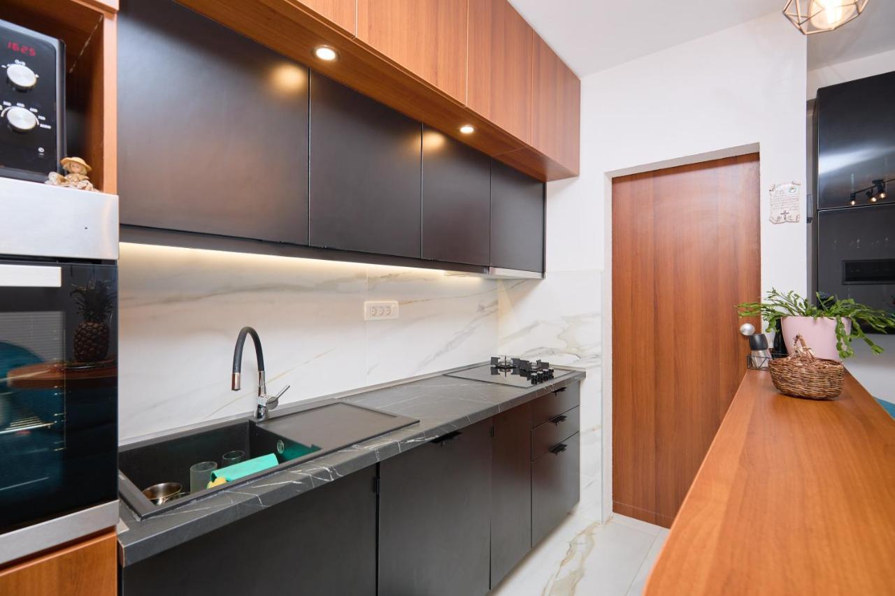 Stiga 4 - New 2 Bedroom Apartment Babino Polje Ngoại thất bức ảnh